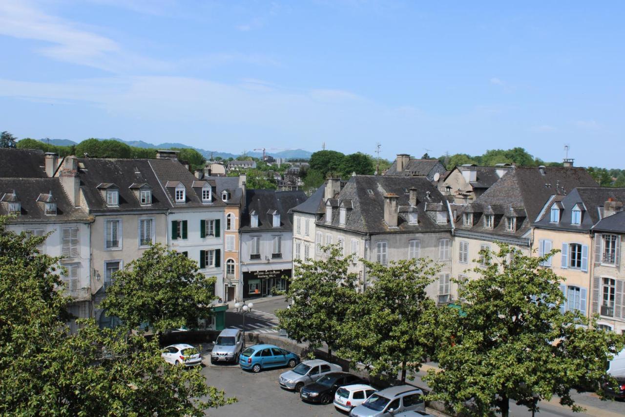La Suite Du Peintre Oloron-Sainte-Marie Esterno foto