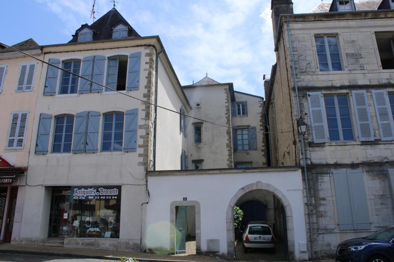 La Suite Du Peintre Oloron-Sainte-Marie Esterno foto