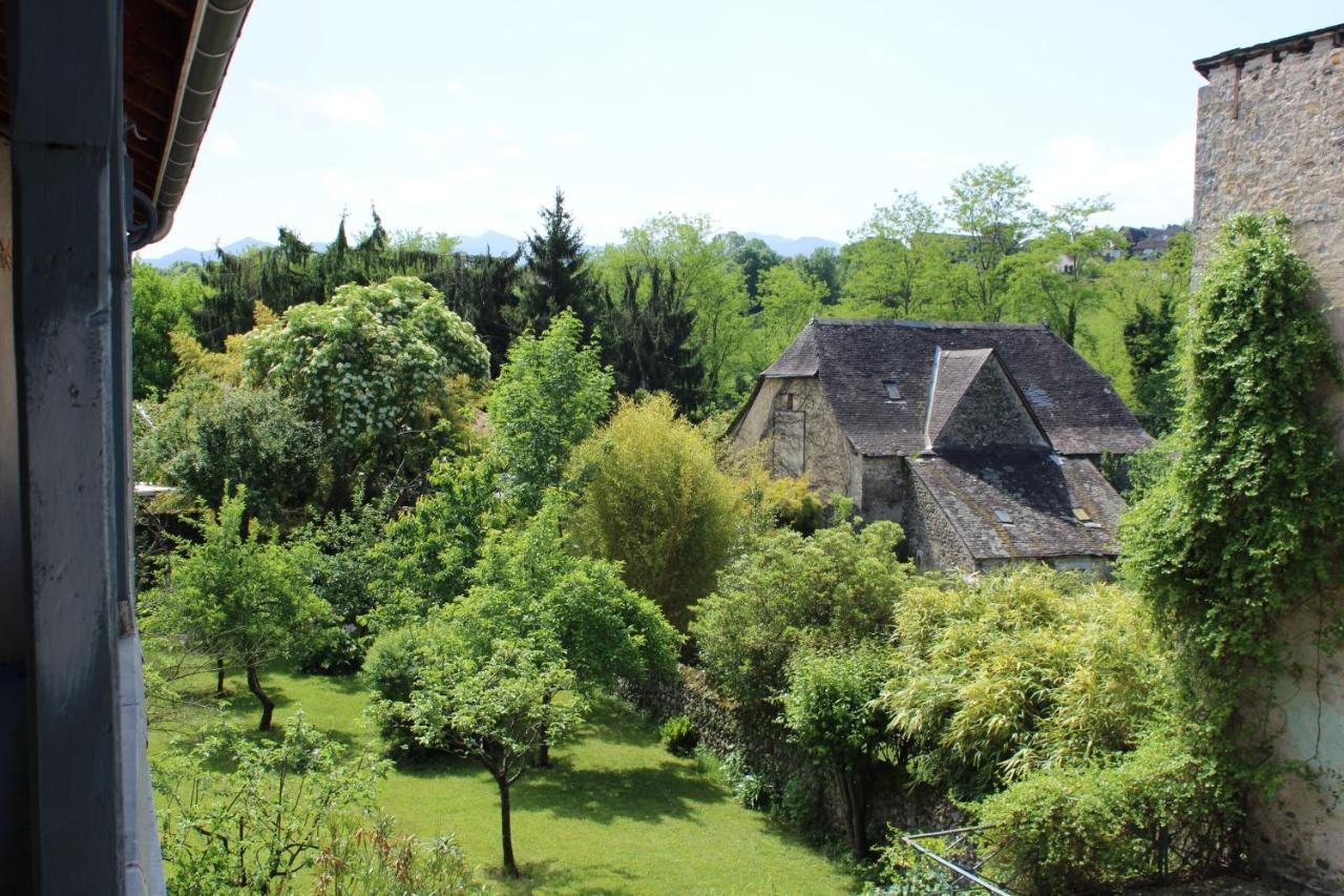 La Suite Du Peintre Oloron-Sainte-Marie Esterno foto
