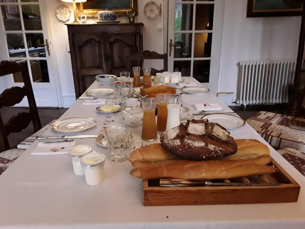 La Suite Du Peintre Oloron-Sainte-Marie Esterno foto