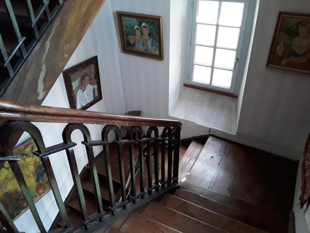 La Suite Du Peintre Oloron-Sainte-Marie Esterno foto