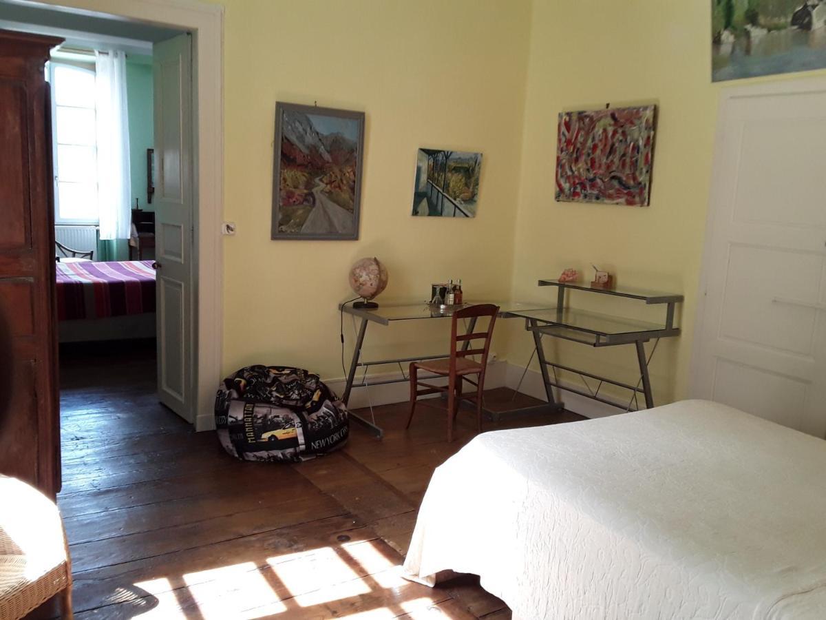 La Suite Du Peintre Oloron-Sainte-Marie Esterno foto